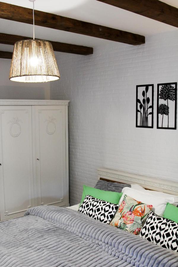 Cozy Cottage - Free Parking, Self Check-In أرادايا المظهر الخارجي الصورة